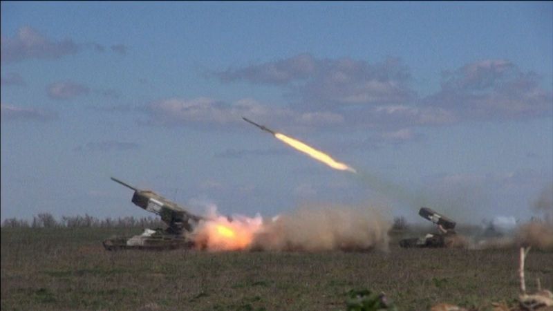 Analytici: Rusko posiluje armádu na Donbasu a chystá se na ofenzívu